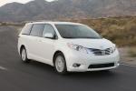 Toyota Sienna LE 2010 года